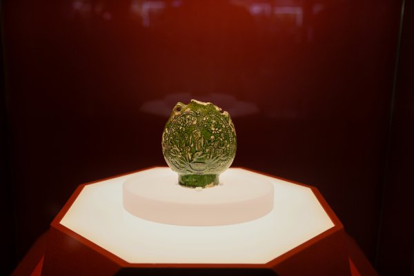 镇馆之宝来“出差”！“华彩六盘·宁夏固原文物佳构展”在上海博物馆东馆开幕